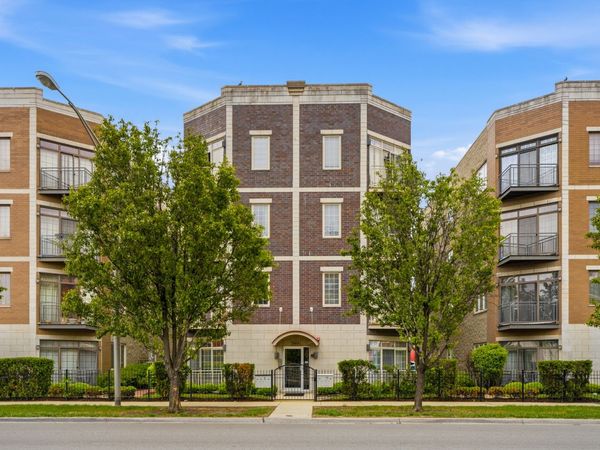 7934 W Grand Avenue, Unit 1W, Elmwood Park, IL 60707