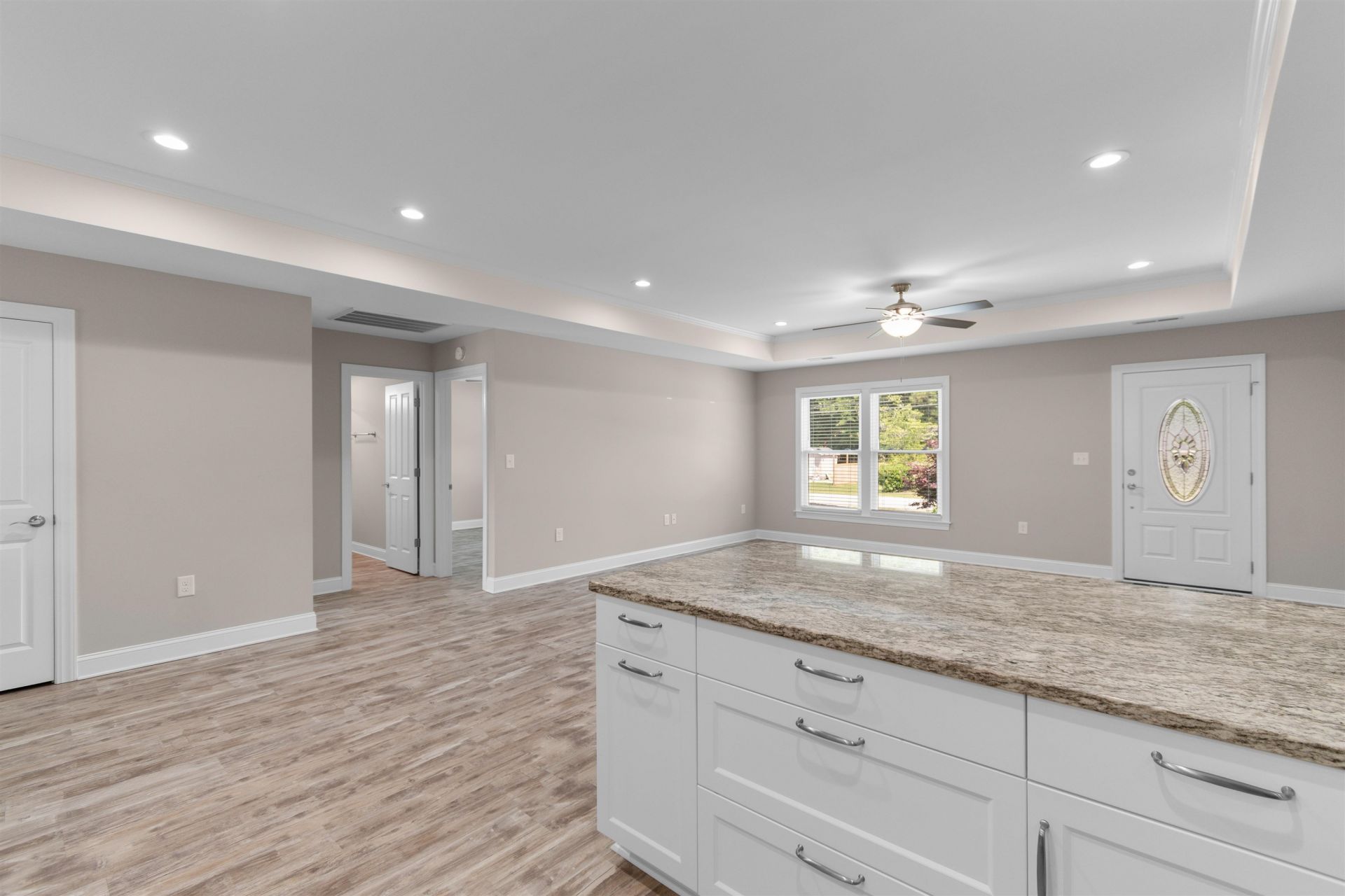 2628 Beaty St.  Photo 12
