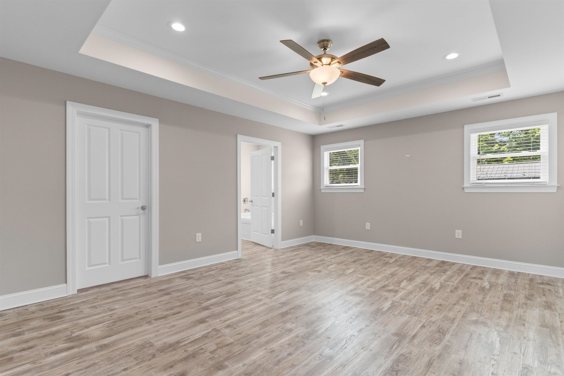 2628 Beaty St.  Photo 14