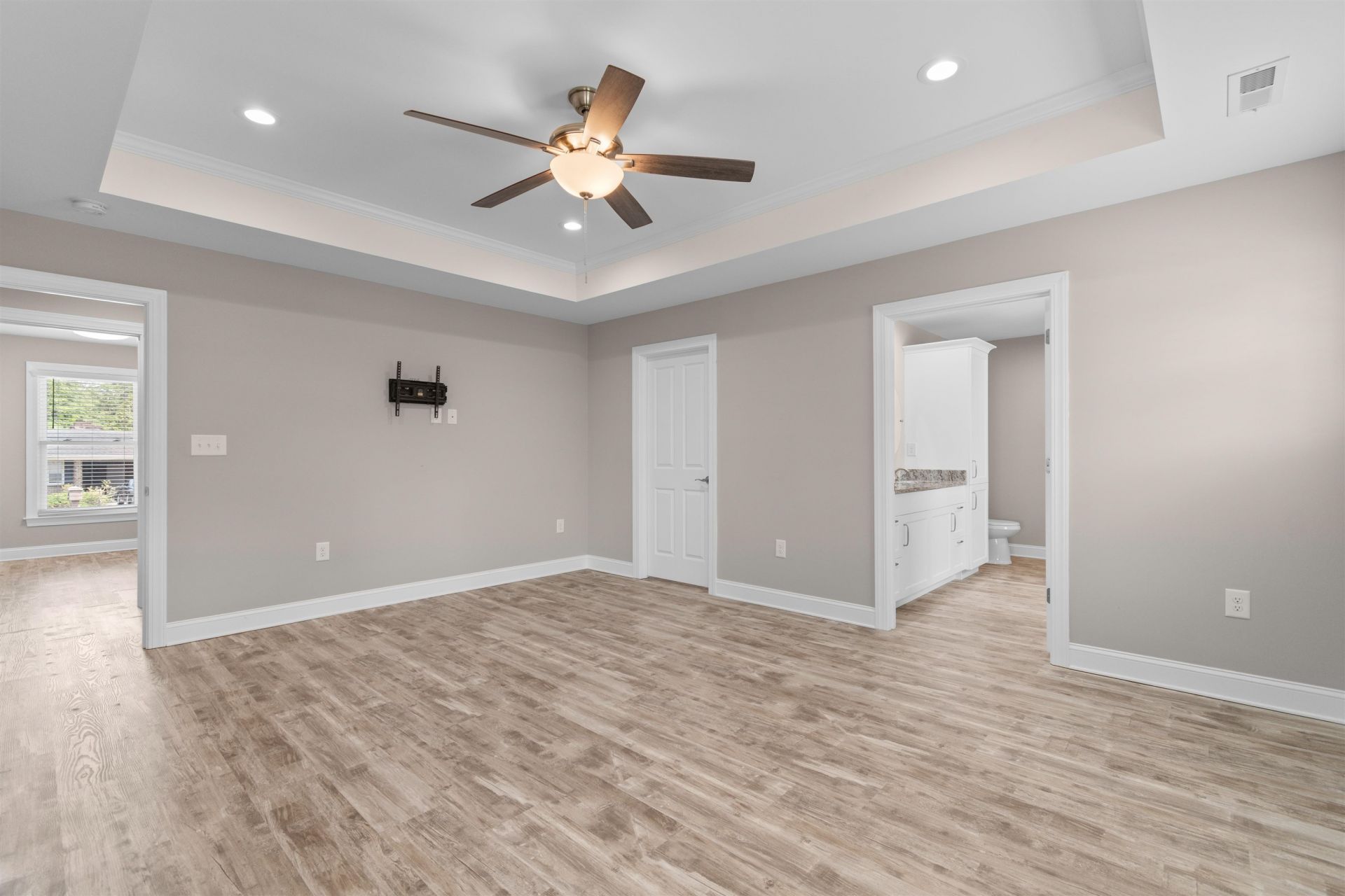 2628 Beaty St.  Photo 16
