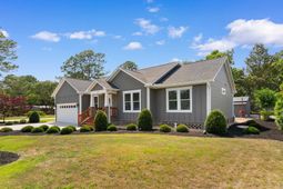 2628 Beaty St.  photo 4