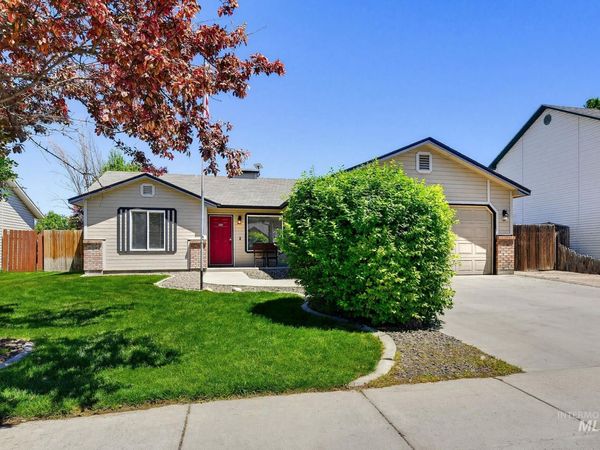 16616 N Liverpool Ln, Nampa, ID 83687