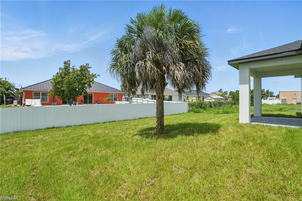 472 Rajah St, Lehigh Acres, FL 33974 Photo