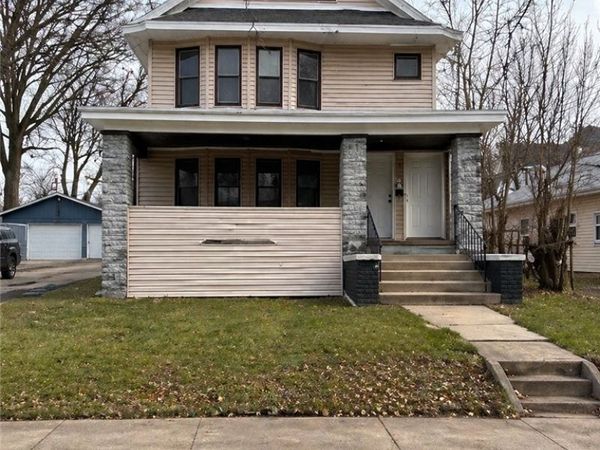 908 Work Drive , Akron, OH 44320