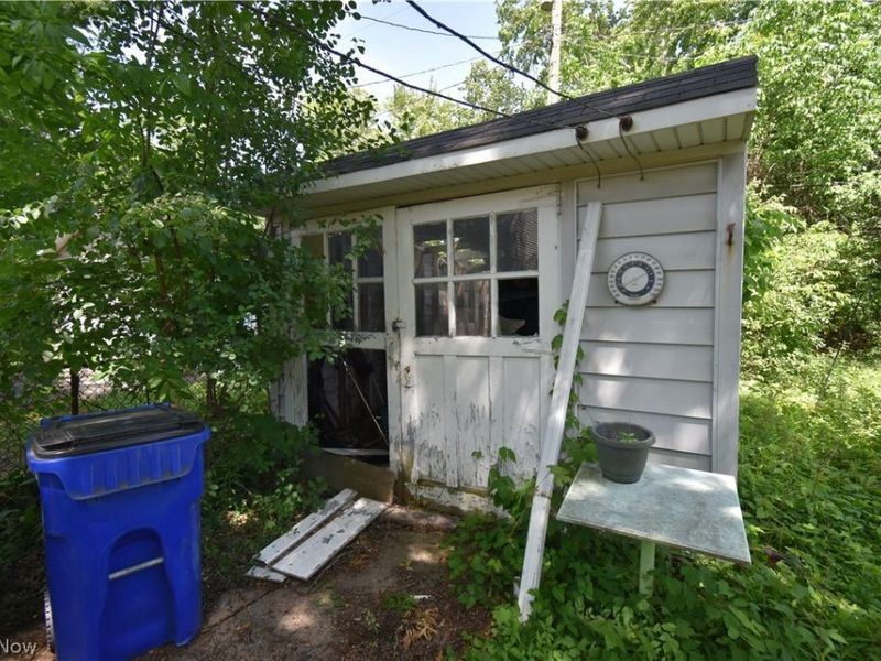 4137 W 157th Street , Cleveland, OH 44135 Photo 25