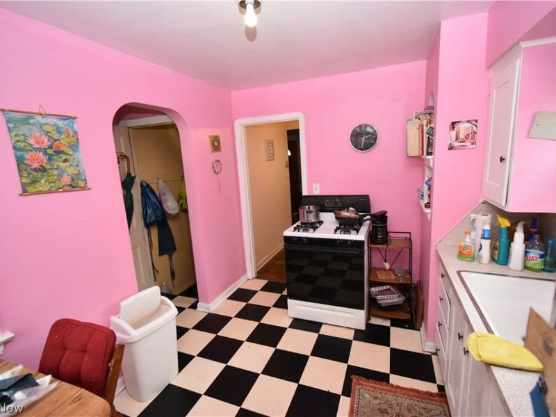 4137 W 157th Street , Cleveland, OH 44135 Photo 9