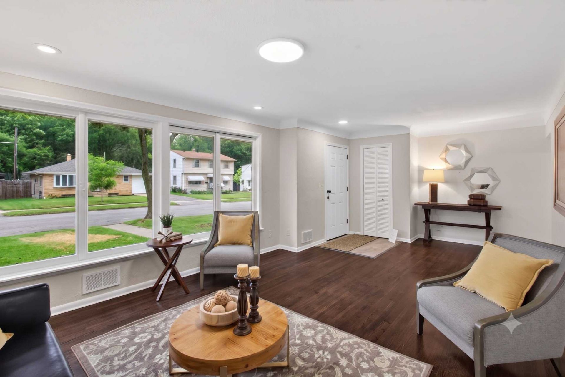 1607 Clarence Street, Saint Paul, MN 55106