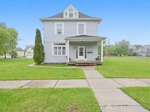 2004 E 5th Street , Superior, WI 54880