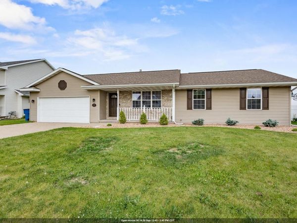 1085 GRASSYMEADOW LANE, Menasha, WI 54952