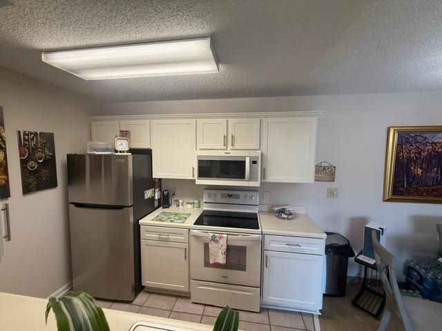 8768 Cloister Dr.  Photo 4