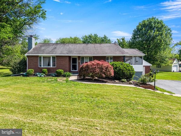 23 COUNTRY LANE, POTTSTOWN, PA 19465