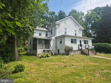 147 CRISSINGER HILL ROAD, SUNBURY, PA 17801