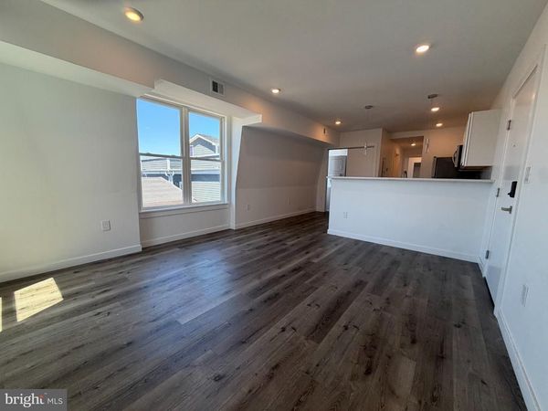 240 E GIRARD AVENUE , Unit 8, PHILADELPHIA, PA 19125
