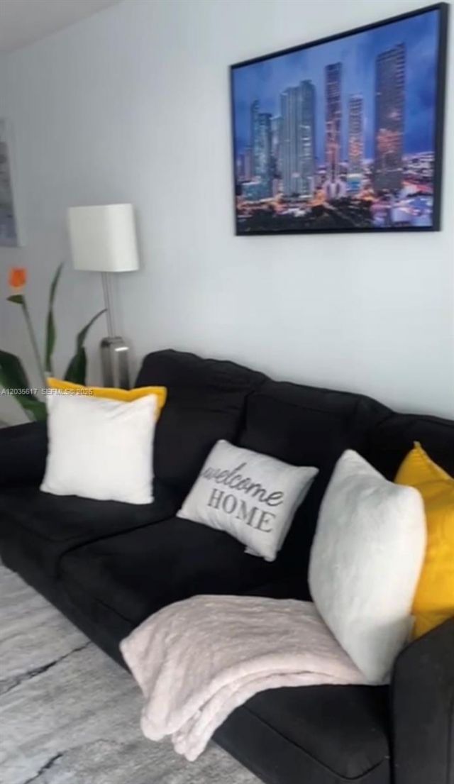 1200 Brickell Bay Dr, Unit 3318, Miami, FL 33131 Photo