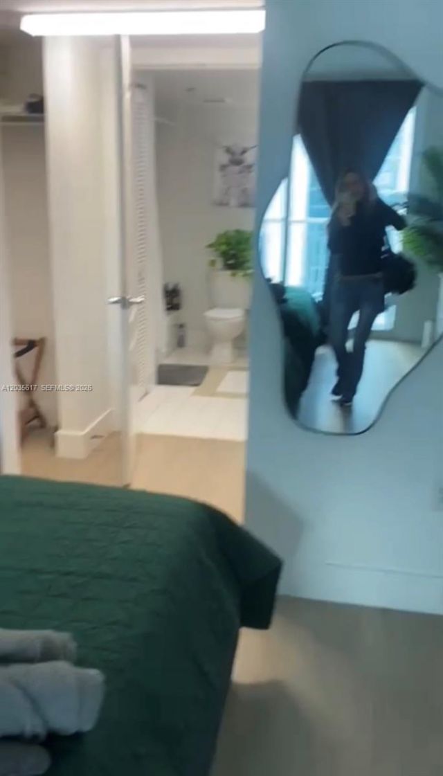 1200 Brickell Bay Dr, Unit 3318, Miami, FL 33131 Photo