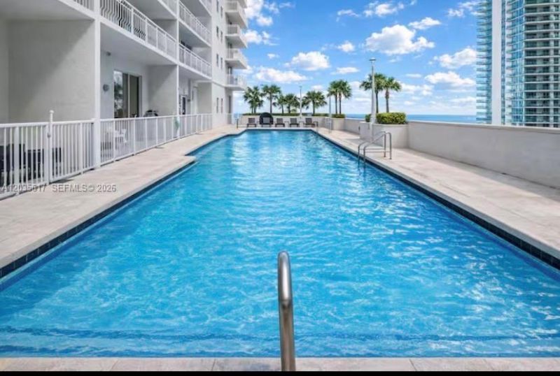 1200 Brickell Bay Dr, Unit 3318, Miami, FL 33131 Photo