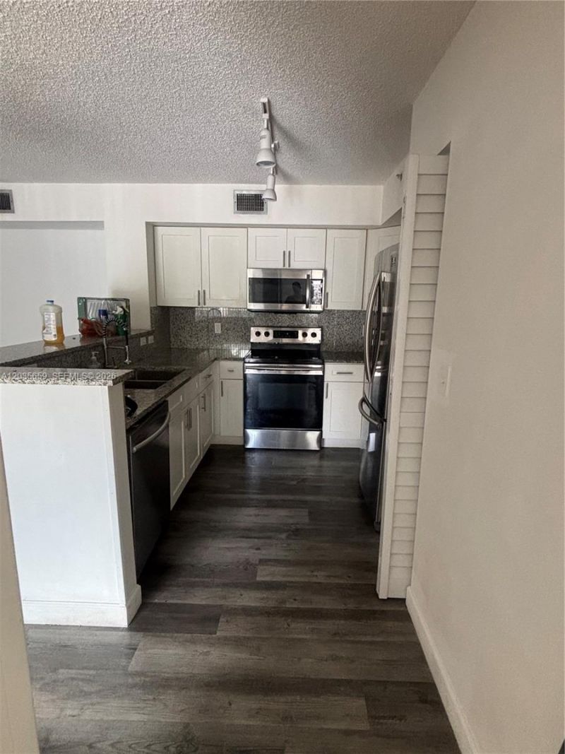 2081 Renaissance Blvd , Unit 205, Miramar, FL 33025 Photo