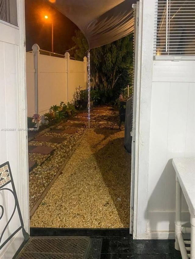 22xx SW 42nd Way , Unit C, Fort Lauderdale, FL 33317 Photo