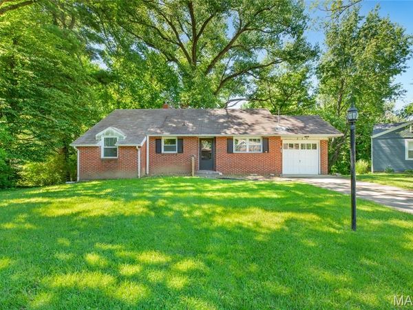 287 Westwood Place, East Alton, IL 62024