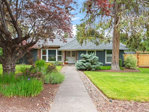 1212 NE Revere Avenue, Bend, OR 97701
