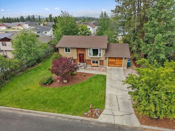 1207 N Margaret Ave, Deer Park, WA 99006