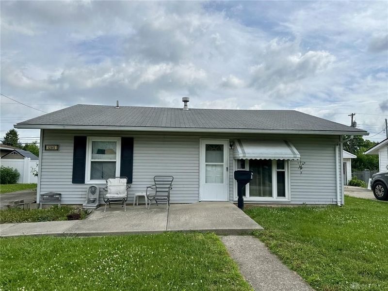 1295 June Drive, Xenia, OH 45385 Photo 3