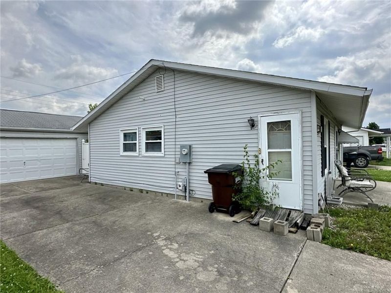 1295 June Drive, Xenia, OH 45385 Photo 7