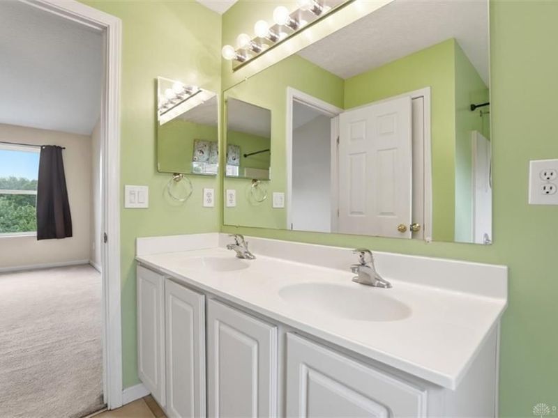 321 Heftner Circle, Maineville, OH 45039 Photo 29