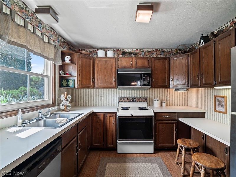 188 Jackson Street, Amherst, OH 44001 Photo 38