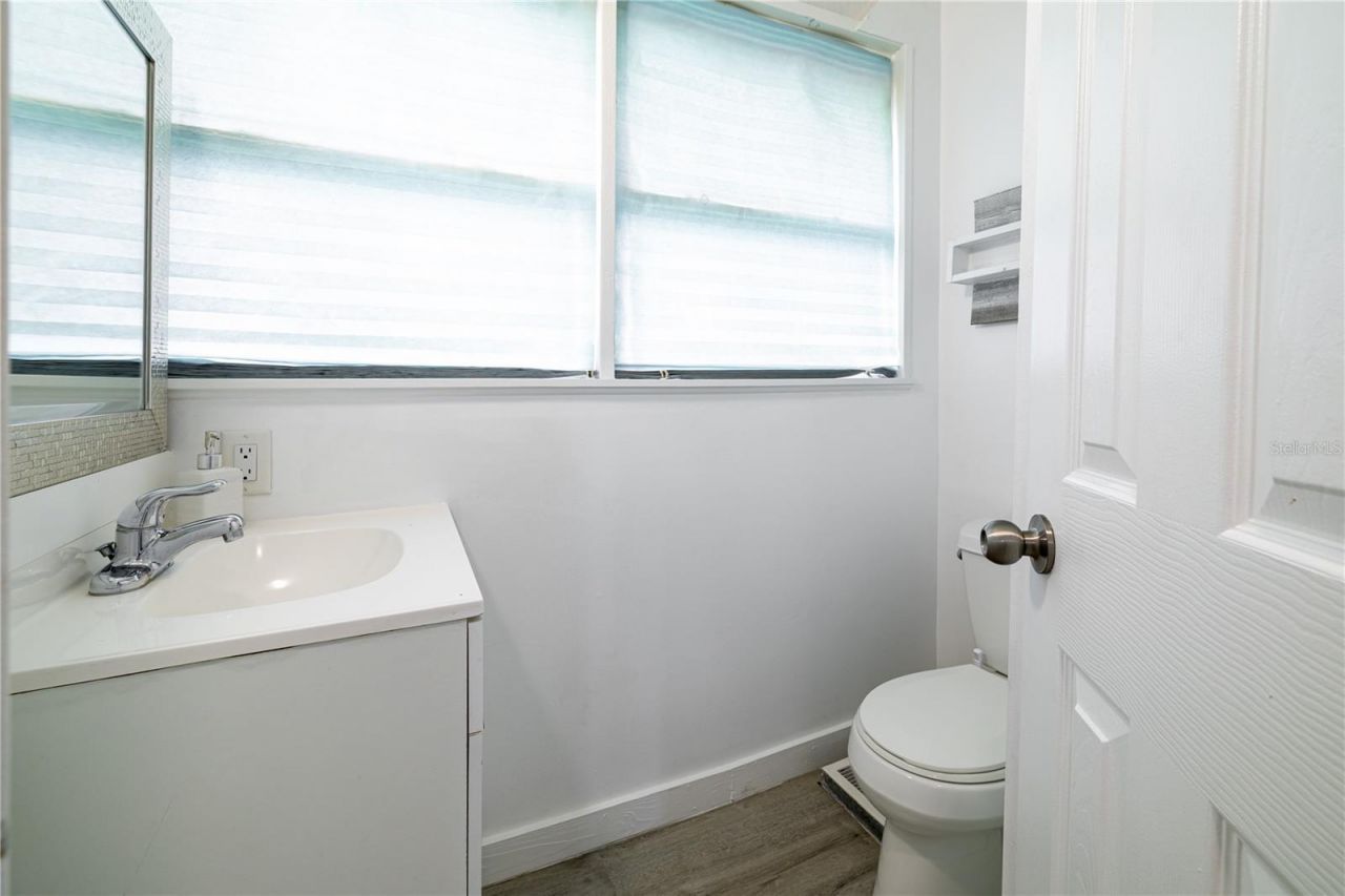 2409 Lake Tiny Road , Deltona, FL 32738 Photo