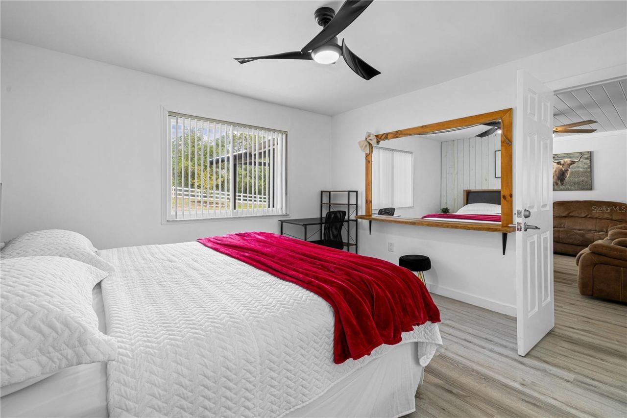 2409 Lake Tiny Road , Deltona, FL 32738 Photo