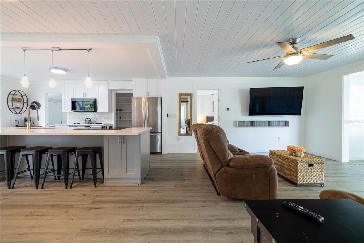 2409 Lake Tiny Road , Deltona, FL 32738 Photo