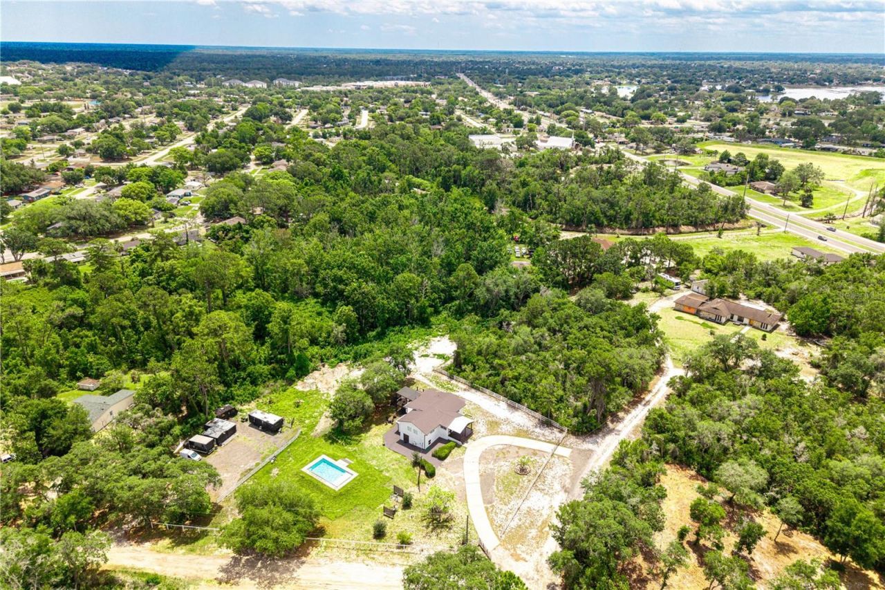 2409 Lake Tiny Road , Deltona, FL 32738 Photo
