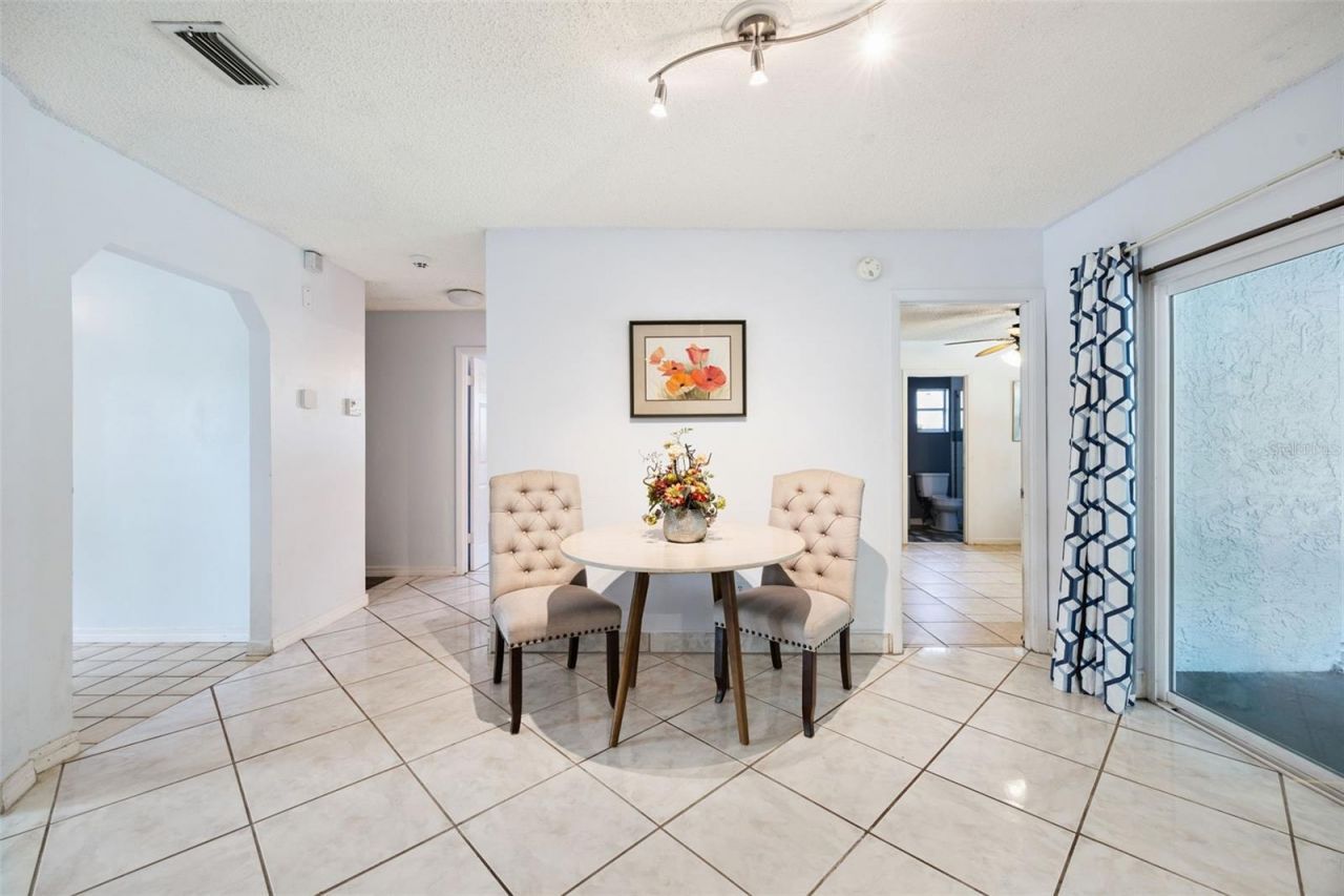 2825 S Park Avenue , Sanford, FL 32773 Photo
