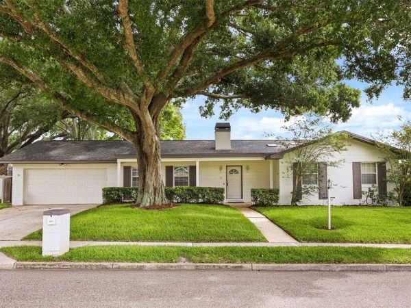 407 HERMITAGE DRIVE, ALTAMONTE SPRINGS, FL 32701