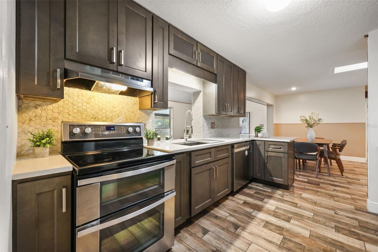 407 Hermitage Drive, Altamonte Springs, FL 32701 Photo