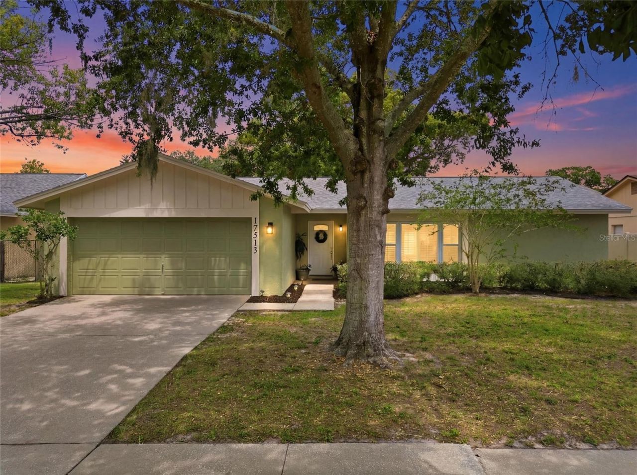 17513 Shadyside Circle , Lutz, FL 33549 Main Photo