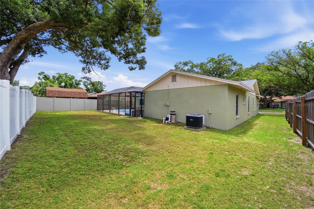17513 Shadyside Circle, Lutz, FL 33549 Photo