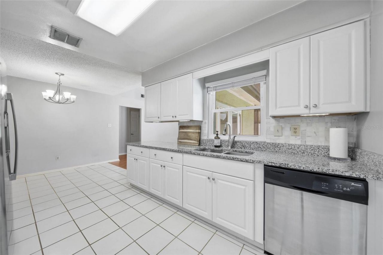 17513 Shadyside Circle, Lutz, FL 33549 Photo