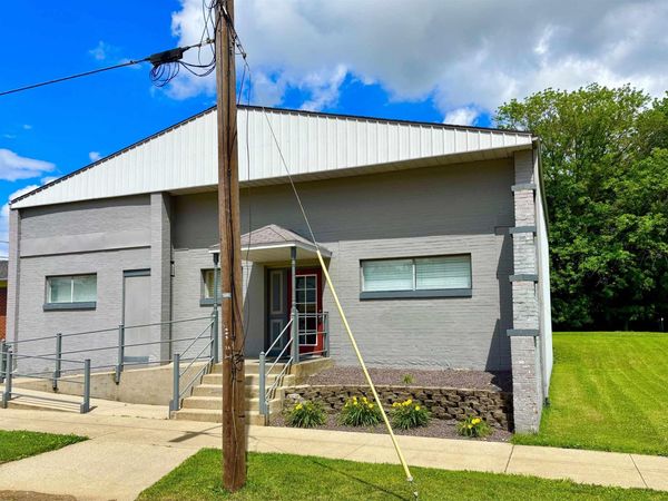 117 N Main St Street, Owensville, IN 47665