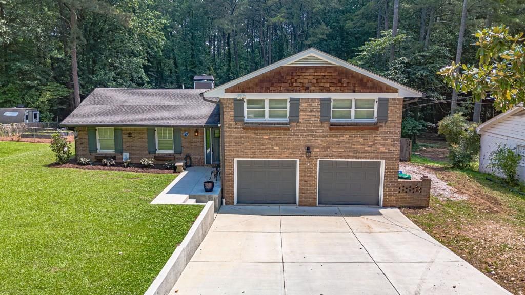4456 Lake Ivanhoe Drive, Tucker, GA 30084 Main Photo