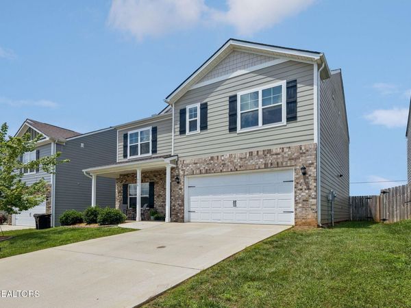 998 Stone Creek Drive, Loudon, TN 37774