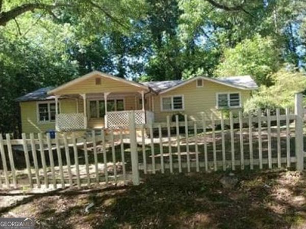 5135 Hilltop Drive, Union City, GA 30291