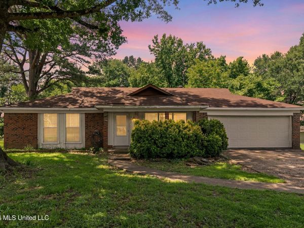 507 S Lake Shore Drive, Southaven, MS 38671