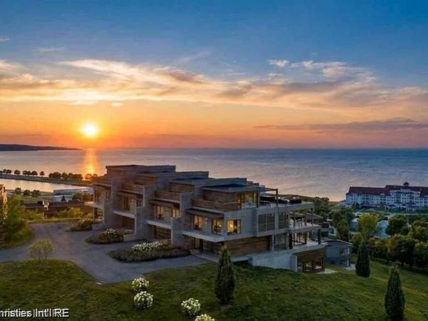 3575 Charlevoix Avenue, Unit 10, Resort Township, Mi 49770