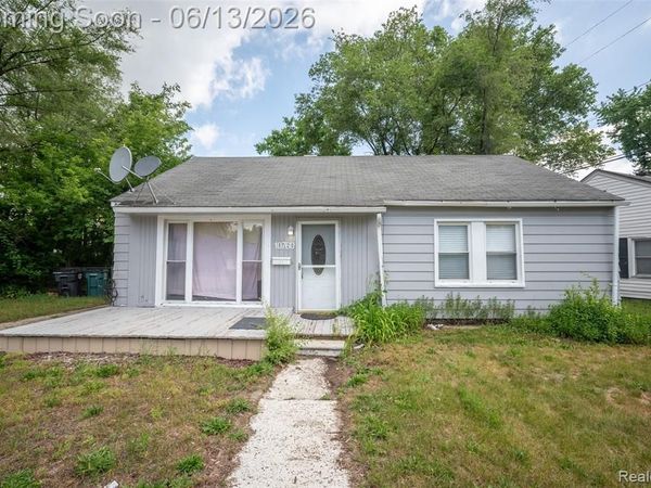 10760 Troy Street, Oak Park, MI 48237