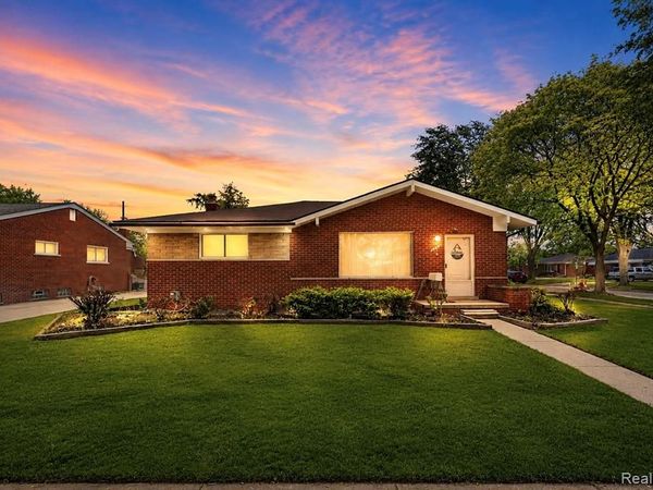 28326 Alden Street, Madison Heights, MI 48071
