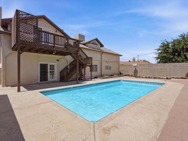 2404 Sandler Drive NE, Albuquerque, NM 87112