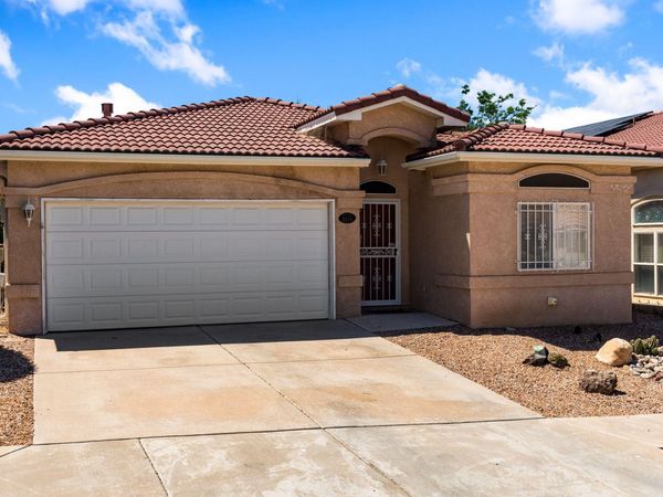 6432 Monahiti Place NE, Albuquerque, NM 87109