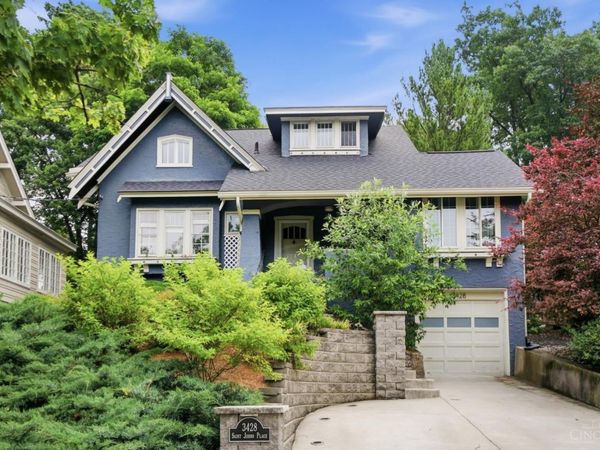 3428 Saint Johns Place, Cincinnati, OH 45208